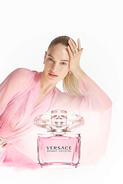 who is the model in the versace bright crystal commercial|Versace Crystal models.